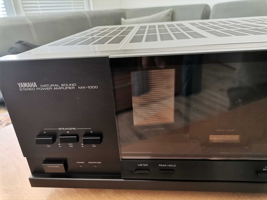 Yamaha MX-1000 крайно стъпало