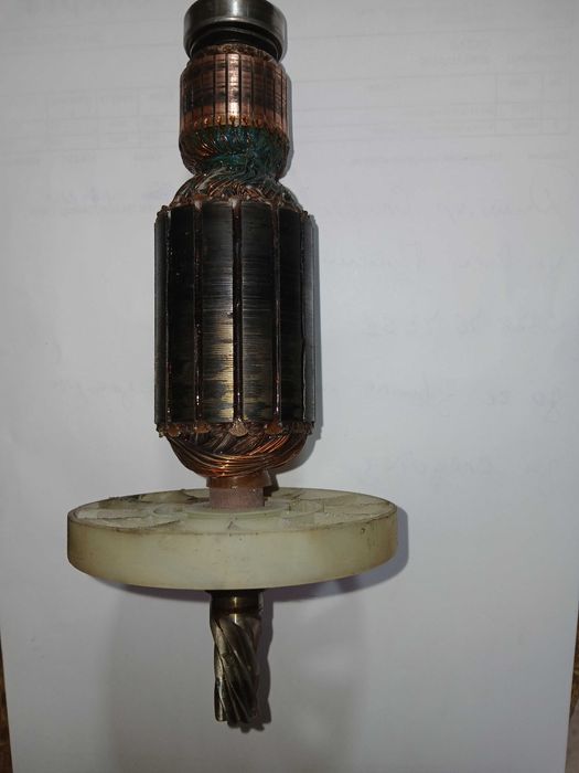 Ремонт на електроинструменти перфоратори,ъглошлайфи...