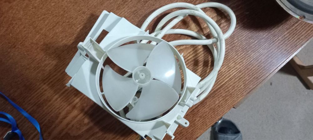 Вентилятор 220W ishlaydi