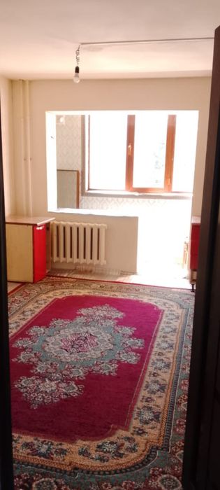 Ijaraga uy bor 2 xonali 2 etajda dinamo bozorchani orqasidagi dom