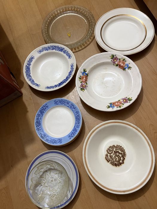 Отдам бесплатно посуду