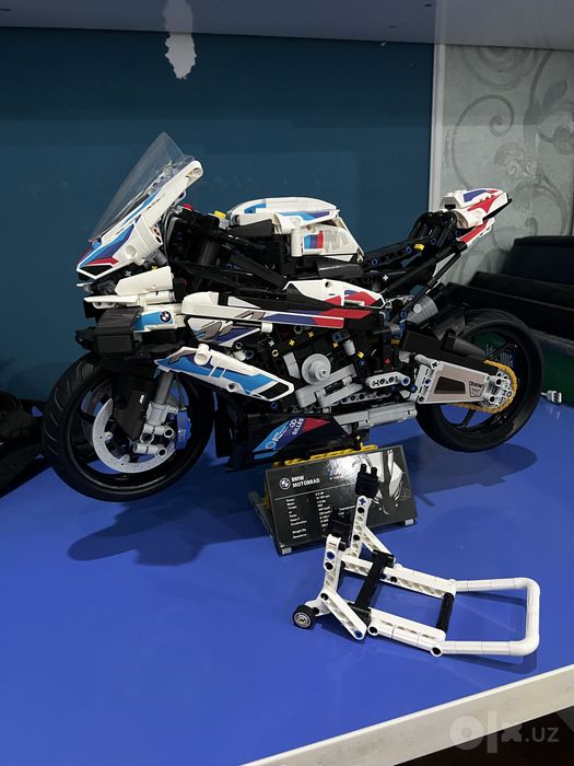 Lego M1000RR+Formula 1 SF-24