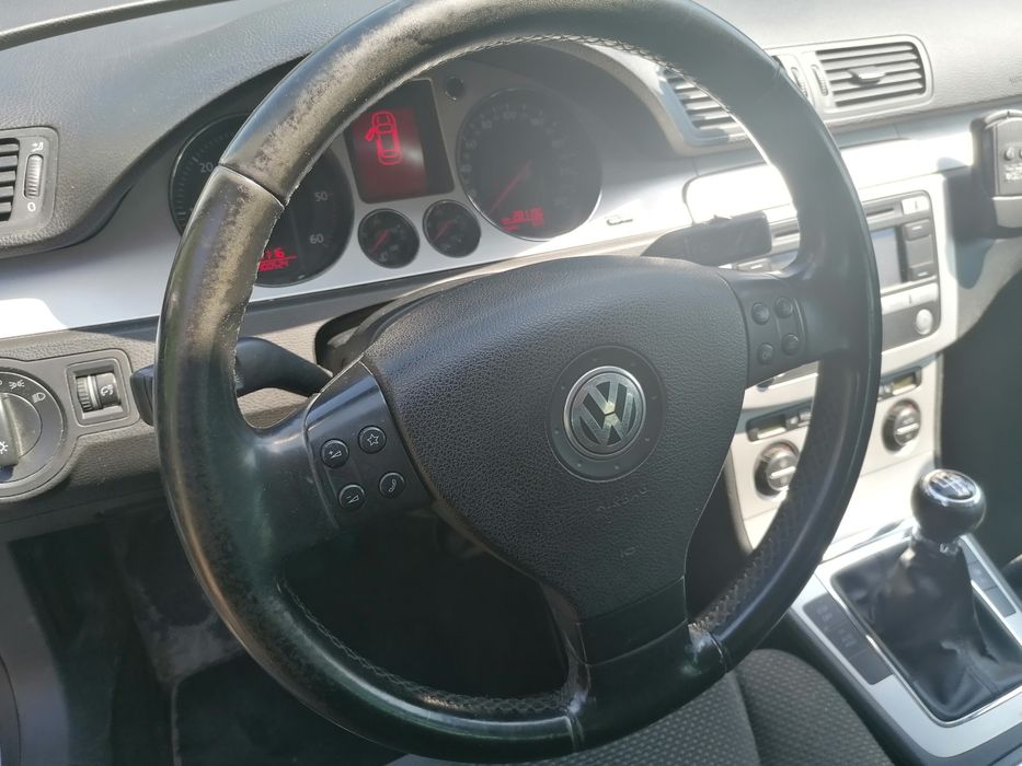 Volkswagen  Pasat  B6 4X4