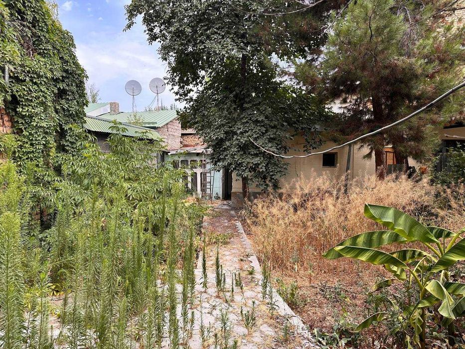 Земля в элитной махалле Яккасарай под застройку 2.5 сотки