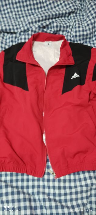 Продам спортивный костюм Адидас