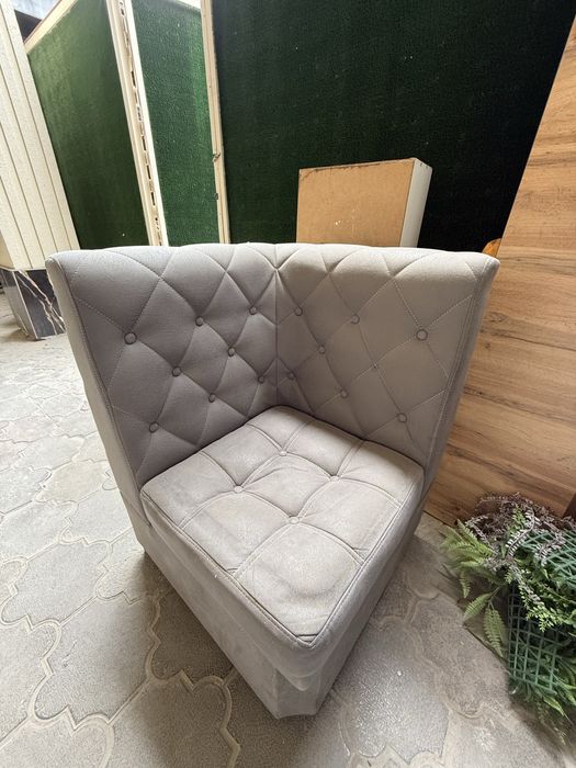 Срочно диван сотилади. Яхши холатда. Офис учун.Доставка бор.