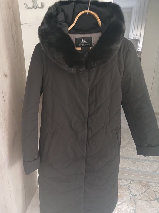 Продам женский пуховик