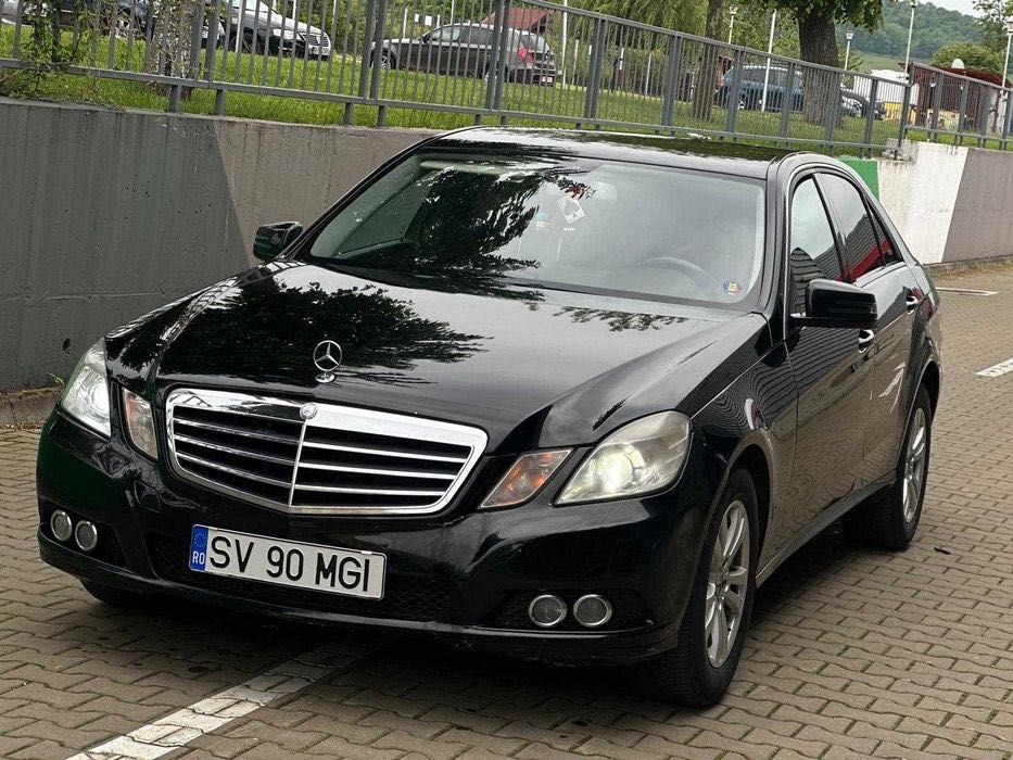 Vând Mercedes E Class 2011