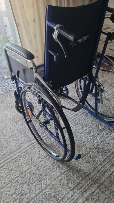 Инвалидное кресло