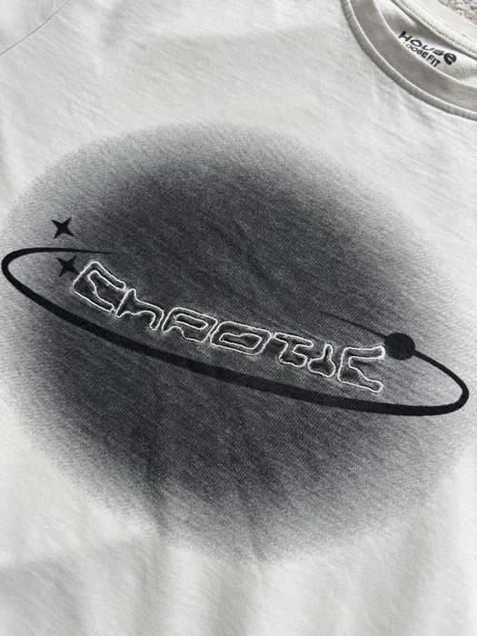 Tricou House chaotic