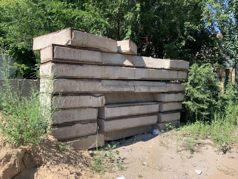 Бетонные блоки - противовесы для крана