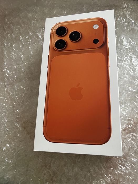 Iphone 17 pro , запечатан