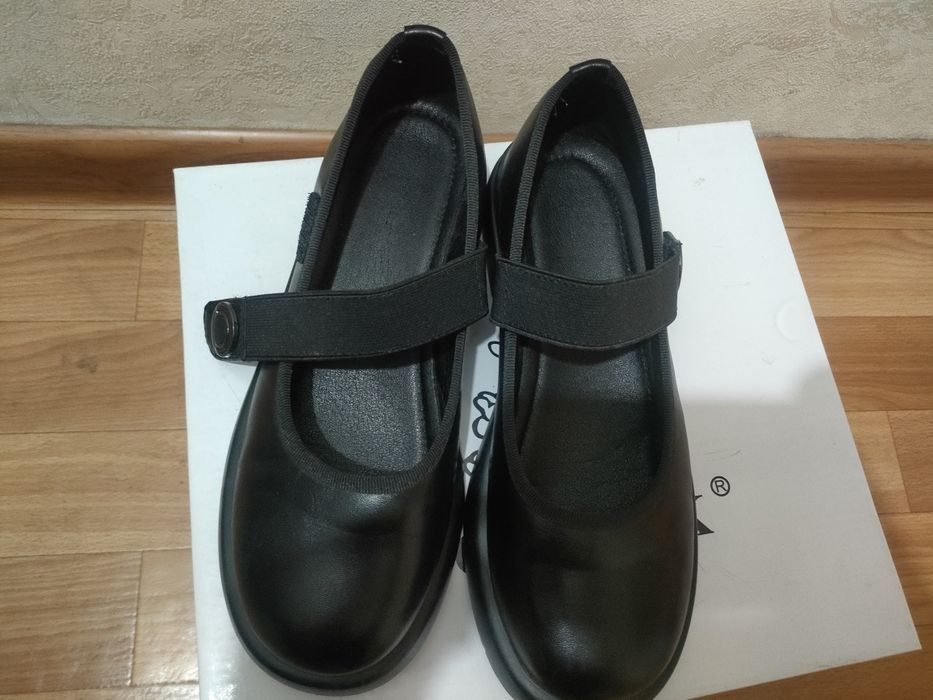 Обувь для девочки школьная