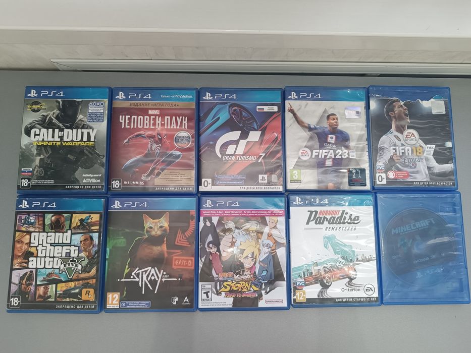 Playstation 4 pro 10 Дисков с Играми 2 Контролера