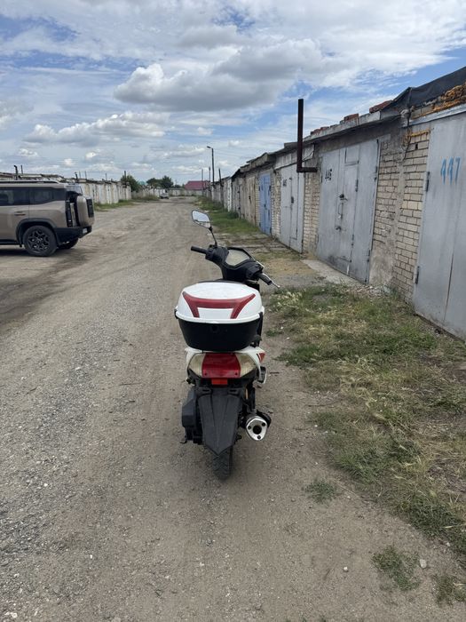 Продам скутер 150