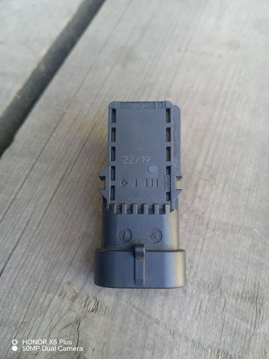 Рено Дастер датчик ДАД