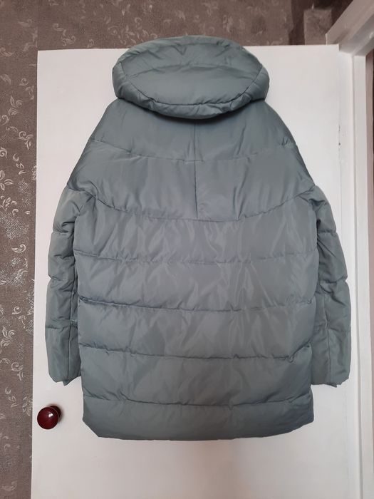 Продам зимний пуховик