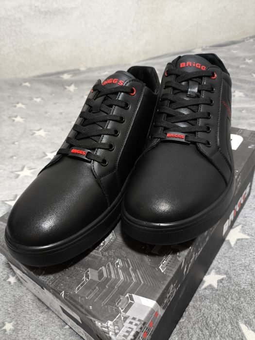 Продам кеды. Натуральная кожа