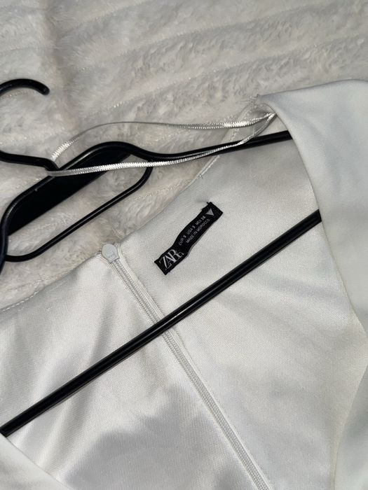 Официална рокля Zara