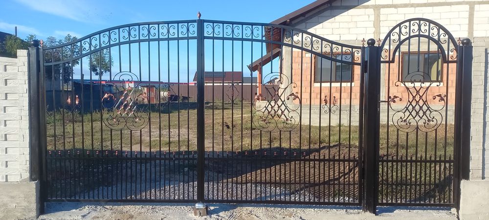 Execut la comanda porti, garduri, balcoane...