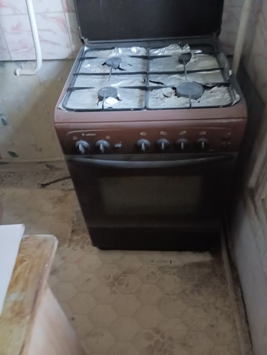 Продам газплиту Гефест б/у