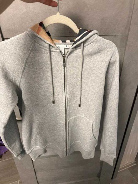 Hanorac Burberry Gri