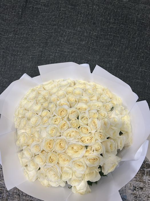 Цветы белый роза 101 шт