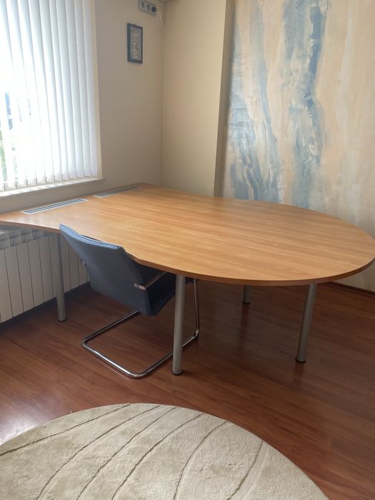 Офис оборудване, бюро, офис шкаф