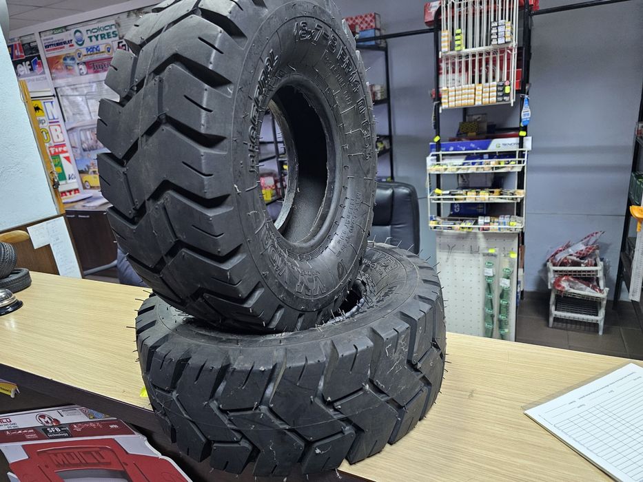 Гуми за мотокар НОВИ!