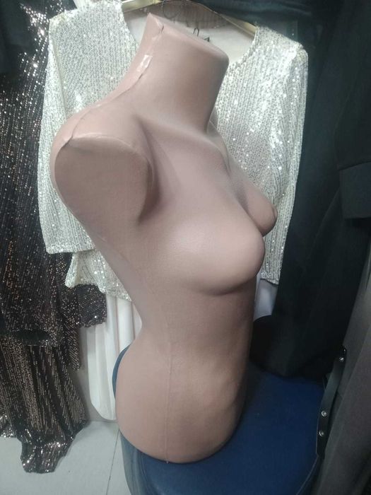 Манекены женские