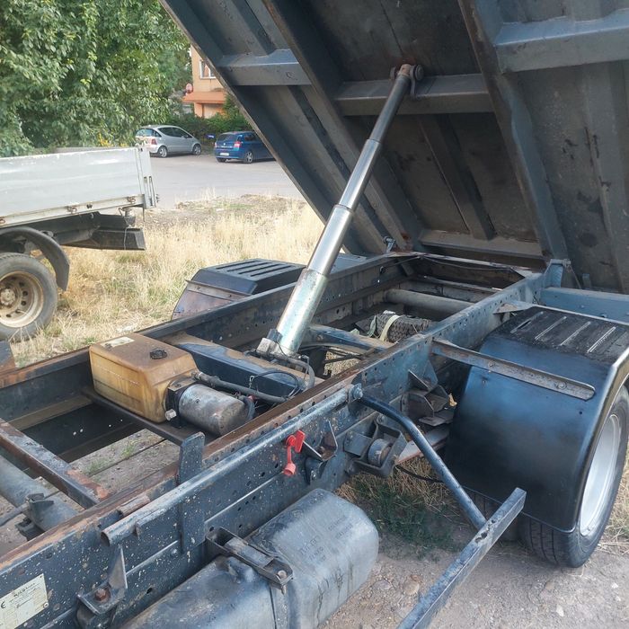 Vând sau schimb iveco daily basculabil!
