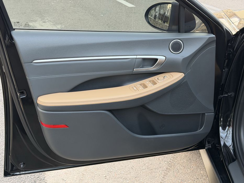 Hyundai Sonata 3-pozitsiya