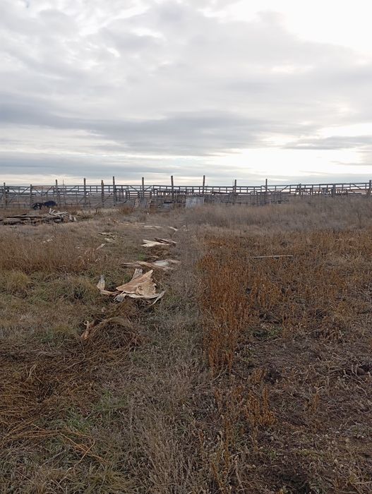 Продам дом земельный участок