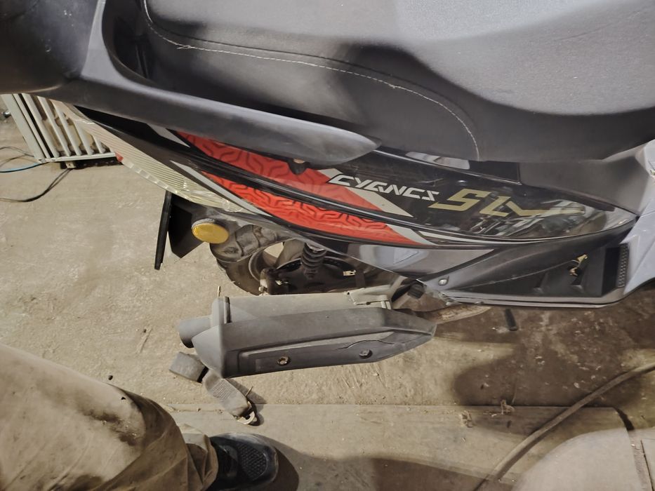 Скутер 120куб...