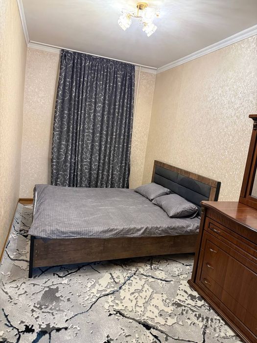 Сдается своя 2 комнатная переделенно 3 комнат. Юнус абаде.