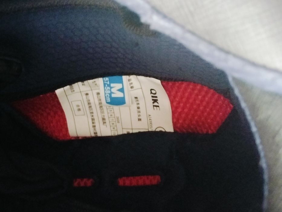 Продам мотошлемы в отличном состоянии