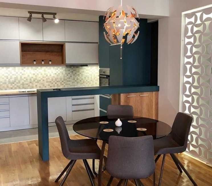 Дава се под наем Тристаен апартамент в Пловдив, Център - 76 кв.м за 219.3 € - Снимка #3