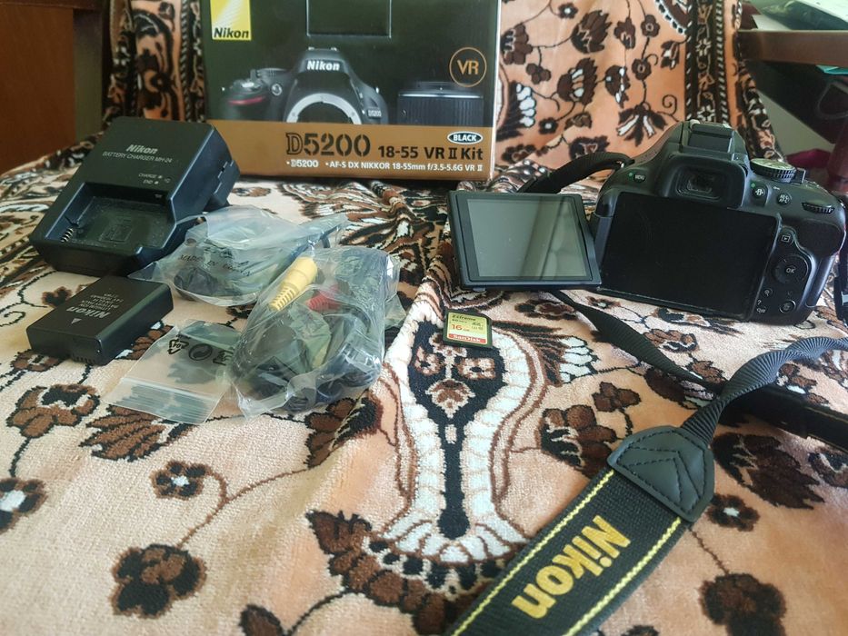 Vand aparat foto DSLR Nikon D5200
