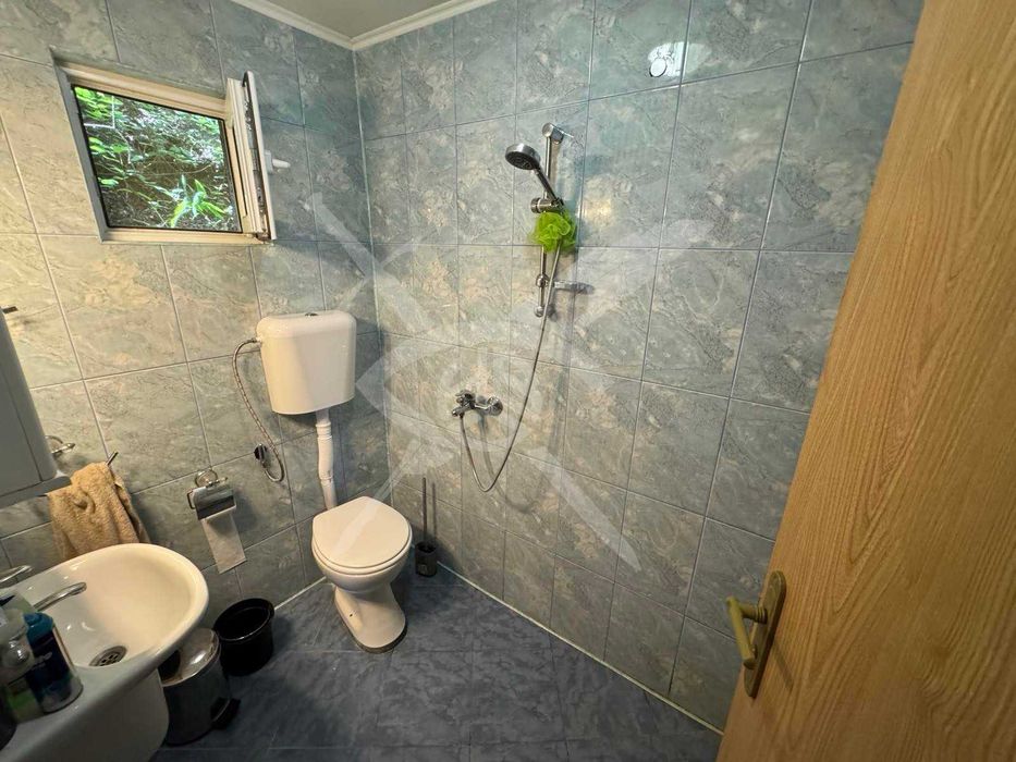 Две Вили - Айтос