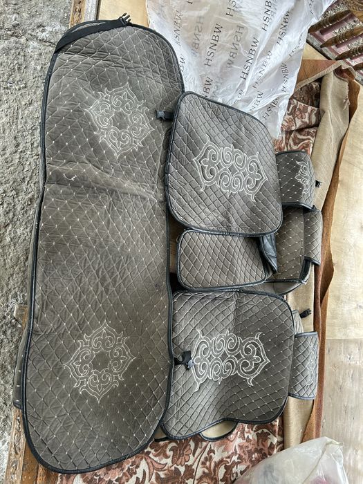 Универсальный авто-чехол