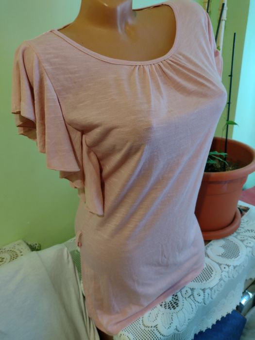 Bluze stil veste,  tricouri ,diverse modele și culori,