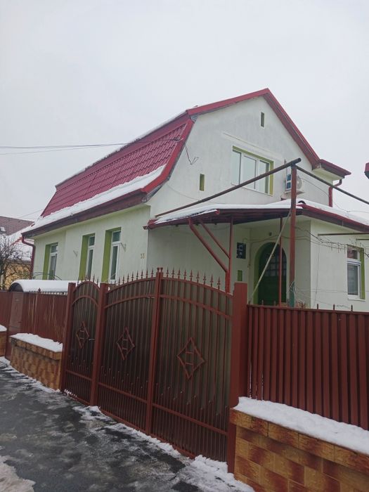 Vand sau Schimb casa zona hipodrom-milea