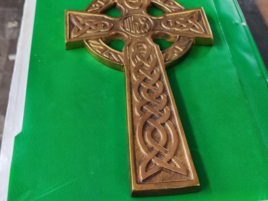 Келтски кръст месинг