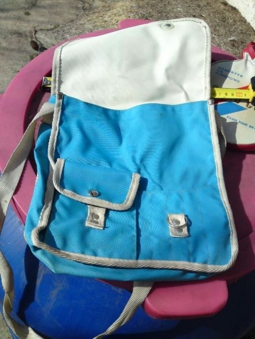 Продавам стара детска чантичка Асамблея на Мира