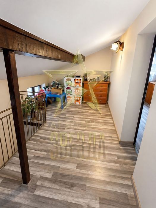 Къща / вила за продажба – м. Равнища над Дедево