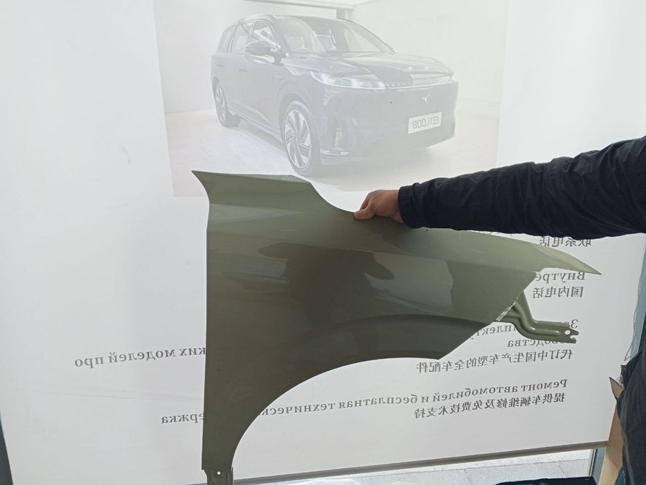 Old o'ng kilo Dongfeng EP 008. Правое переднее крыло Dongfeng EP 008/S