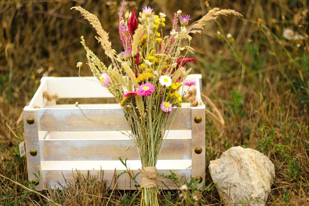 Пана и букети от сухи цветя