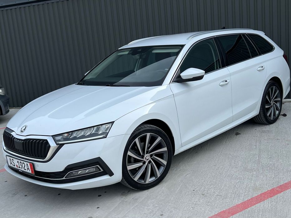 Skoda Octavia Digital Cockpit/Webasto/Canton/Head Up Display/Apple CarPlay/keyless