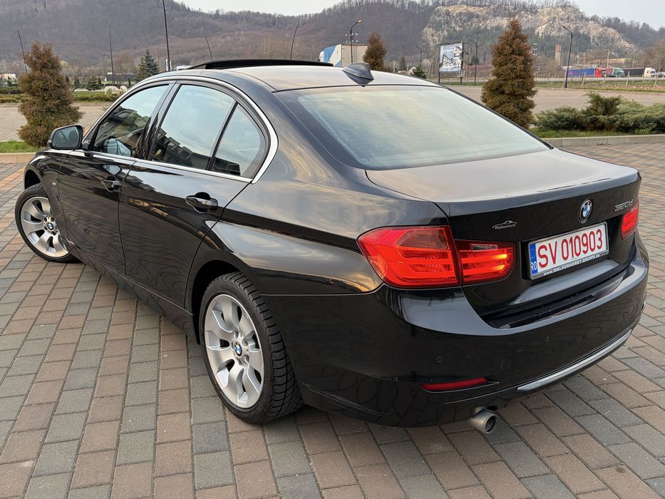 BMW 320d F30 / 184 cp / 2012 / Bi-xenon / Harman Kardon / Trapa / Piele / Inmatriculat RO / Luxury Line
