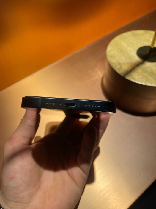 iPhone 14 midnight black 128 gb